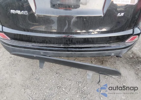 2017 Toyota Rav4 Le z USA, uszkodzony, nr VIN 2T3ZFREV6HW365045